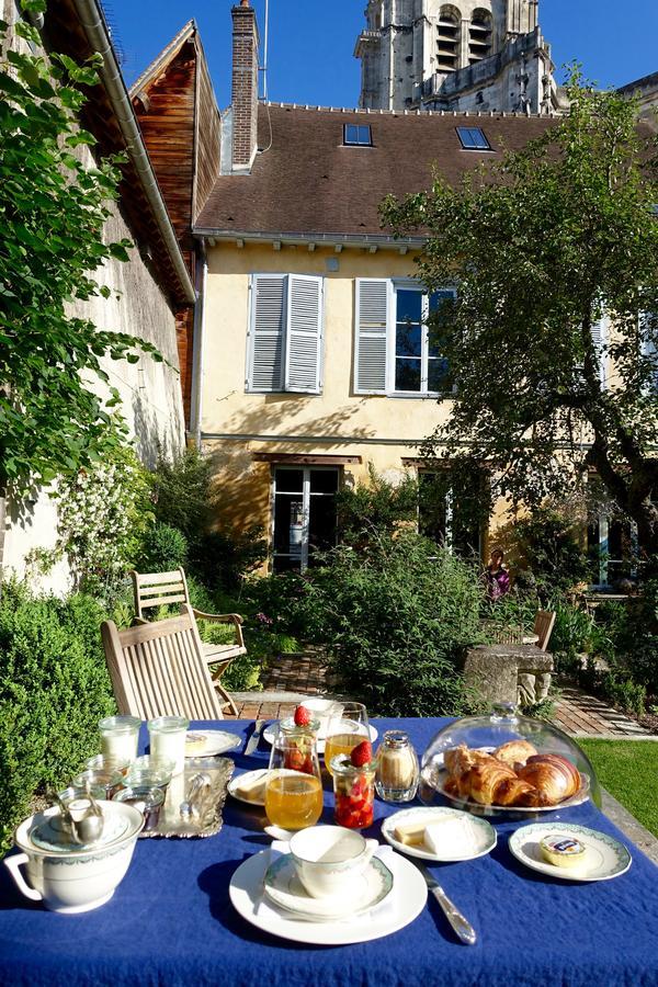 Le Jardin De La Cathedrale Bed and Breakfast Troyes Buitenkant foto